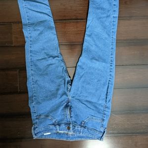 H and M skinny jeans